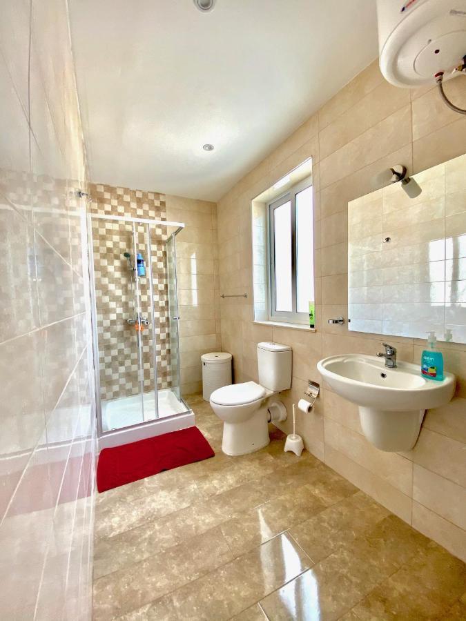 Апартаменты New Breeze Сент-Полс-Бей Экстерьер фото